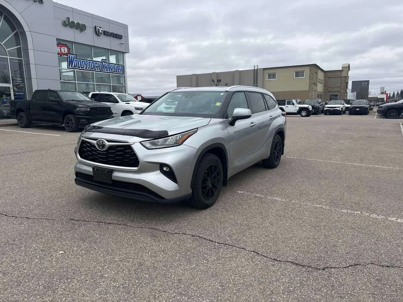 Toyota Highlander XLE/CARFAX/ПОДГРЕВИ/ШИБИДАХ/ЛИЦЕНЗИРАН ПРОДАВАЧ