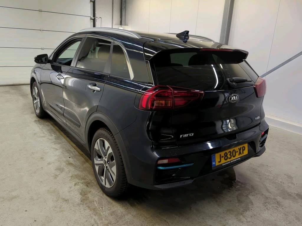 Kia Niro ExecutiveLine, снимка 4 - Автомобили и джипове - 54146861