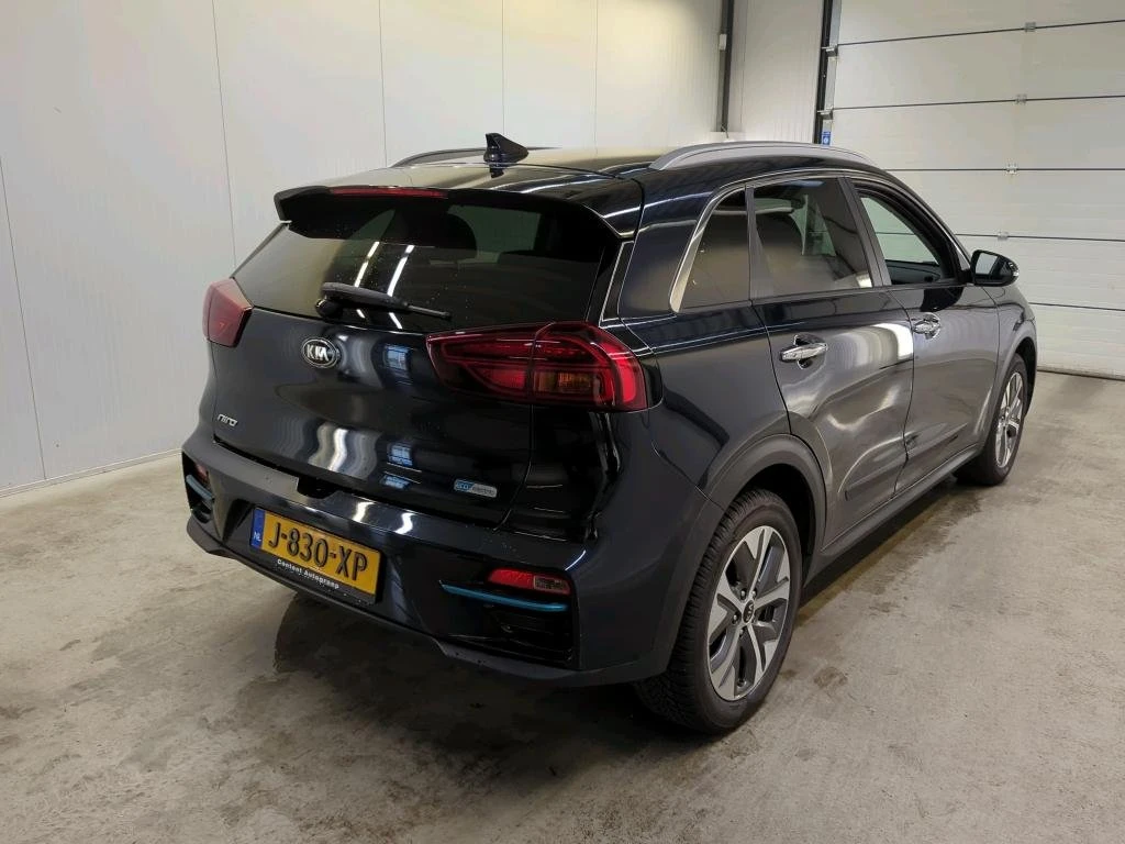 Kia Niro ExecutiveLine, снимка 3 - Автомобили и джипове - 54146861