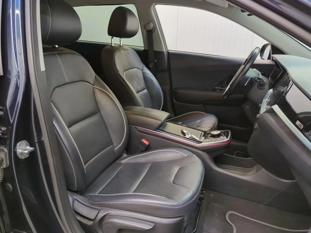 Kia Niro ExecutiveLine, снимка 7 - Автомобили и джипове - 54146861