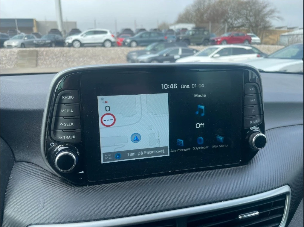 Hyundai Tucson 1.6CRDi 136PS 7G Automatic, снимка 13 - Автомобили и джипове - 54220560