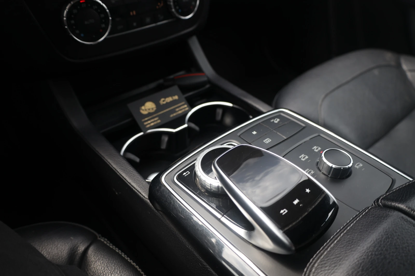 Mercedes-Benz GLE 350 d 4M 360KAM SzH KeyStart AHK 20Zoll iCarbg, снимка 16 - Автомобили и джипове - 54676886