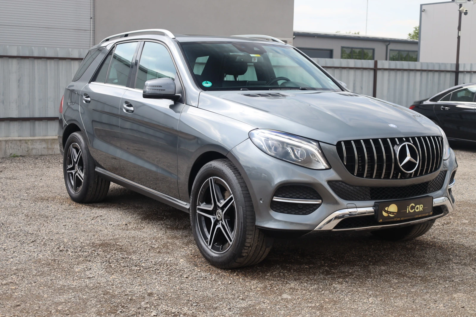 Mercedes-Benz GLE 350 d 4M 360KAM SzH KeyStart AHK 20Zoll iCarbg, снимка 3 - Автомобили и джипове - 54676886