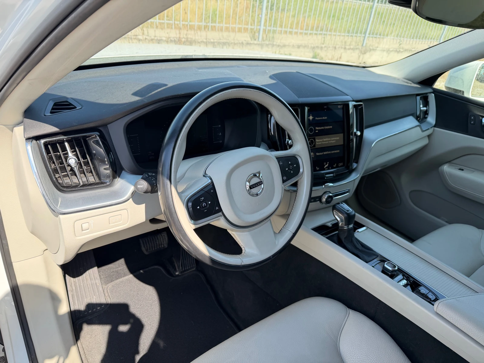 Volvo XC60 2.0 T5 AWD MOMENTUM, снимка 9 - Автомобили и джипове - 54966602