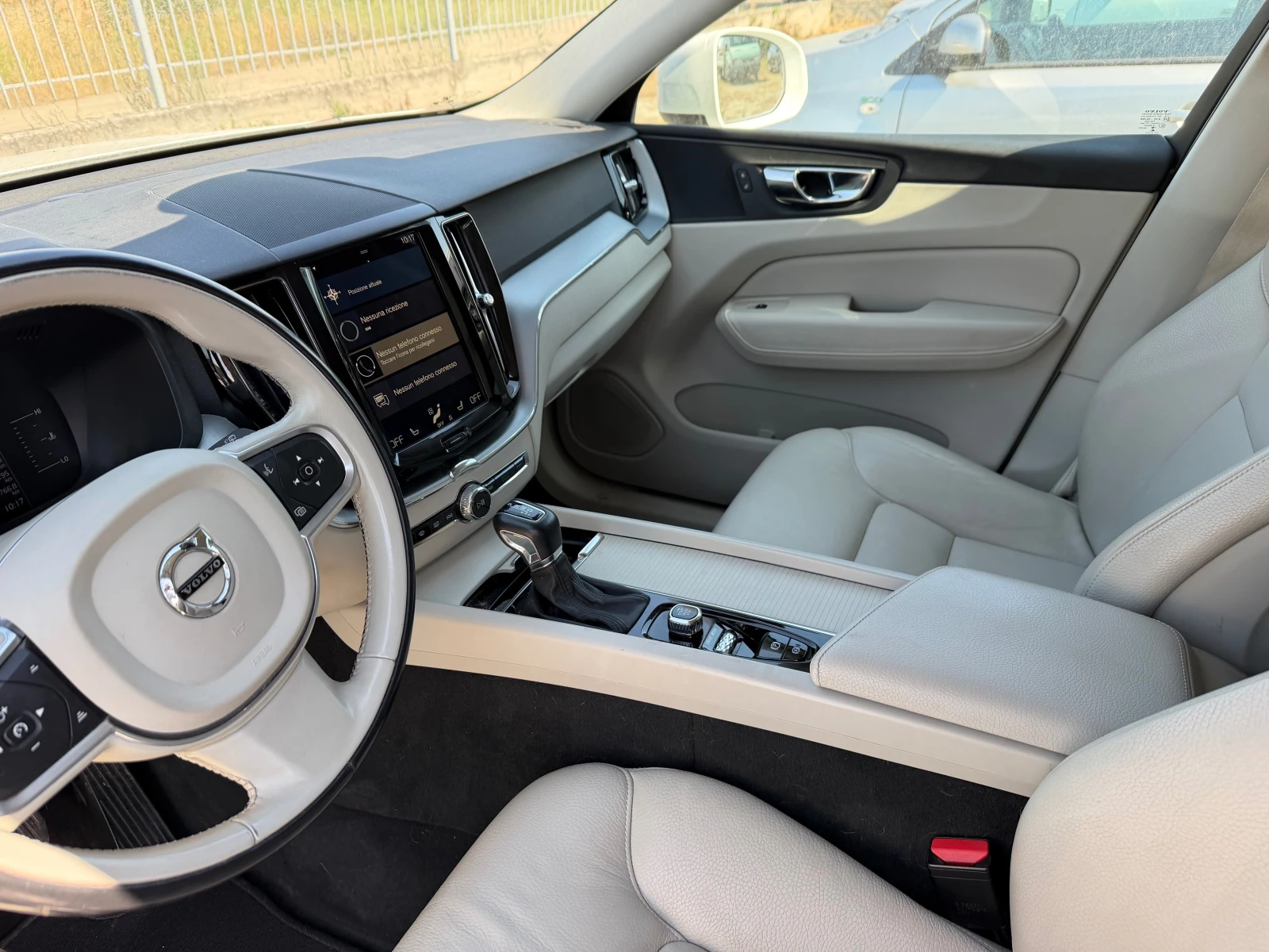 Volvo XC60 2.0 T5 AWD MOMENTUM, снимка 10 - Автомобили и джипове - 54966602