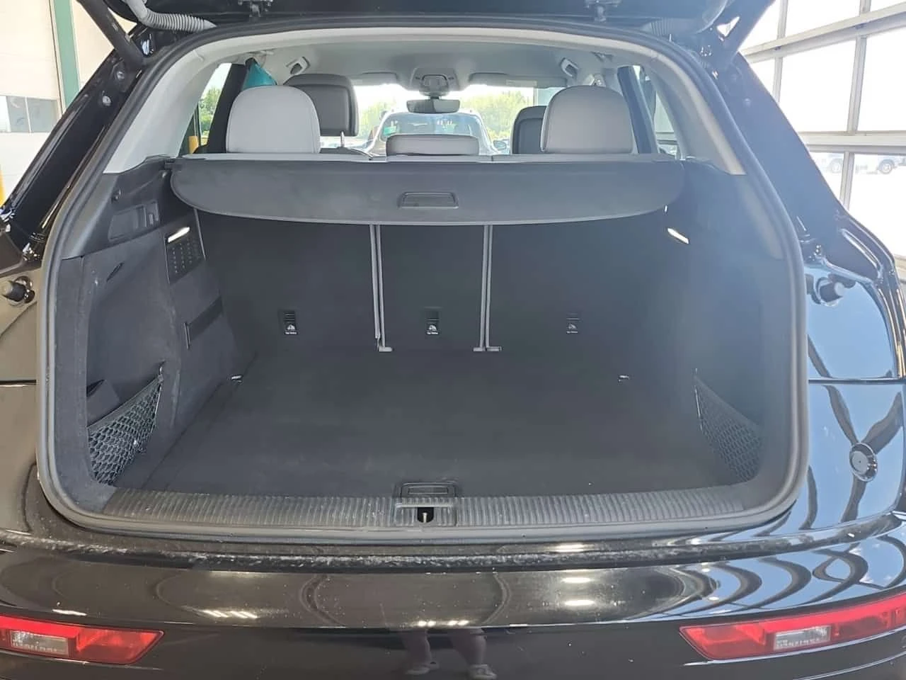 Audi Q5 * KOMFORT * CARFAX * АВТОКРЕДИТ * , снимка 13 - Автомобили и джипове - 55514714