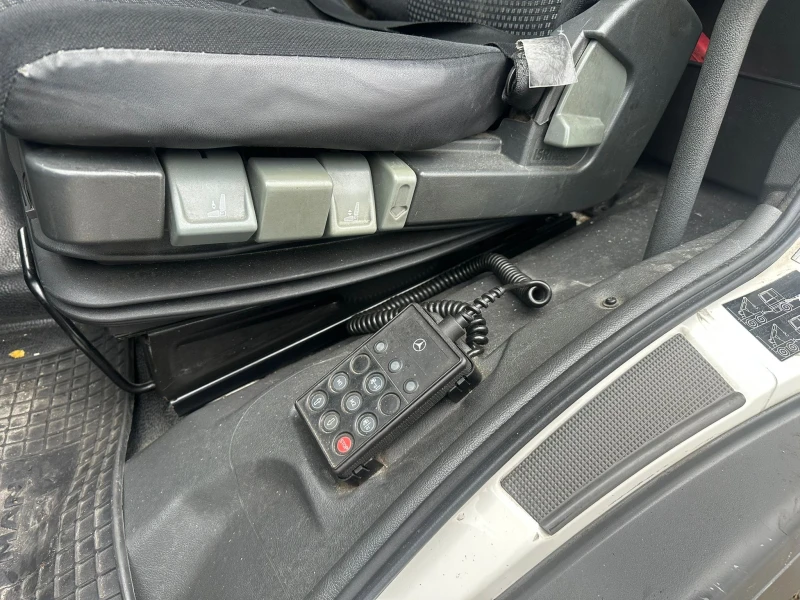 Mercedes-Benz Atego 818 EuR5, снимка 7 - Камиони - 53141976