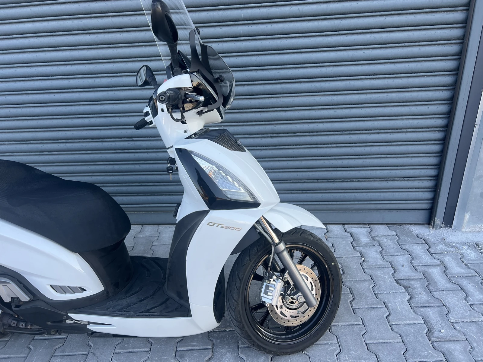 Kymco People GTI200 - изображение 2