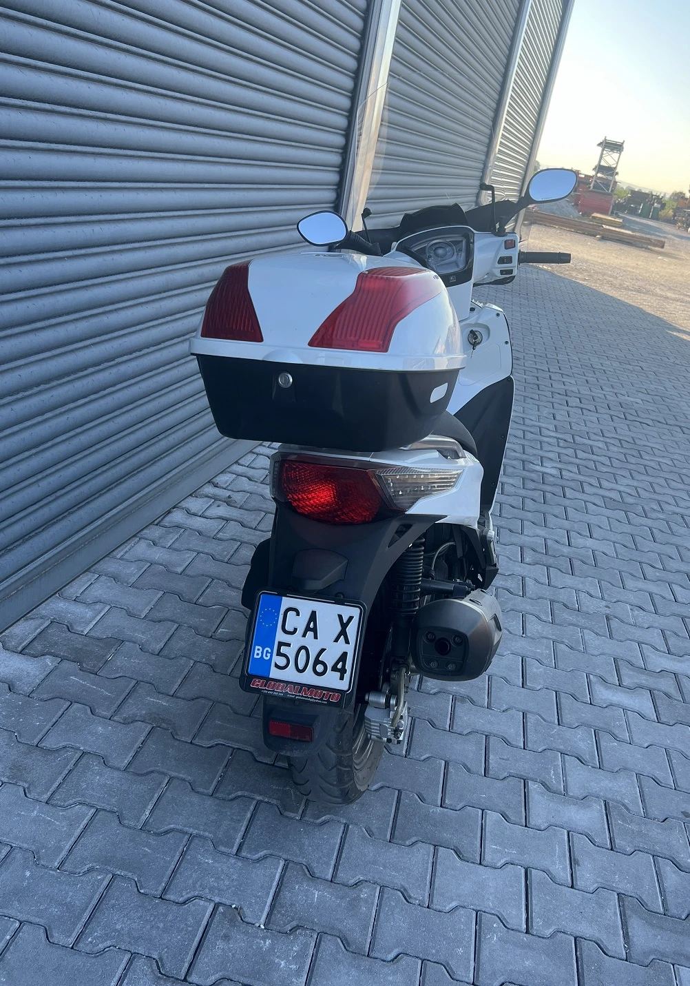 Kymco People GTI200 - изображение 8