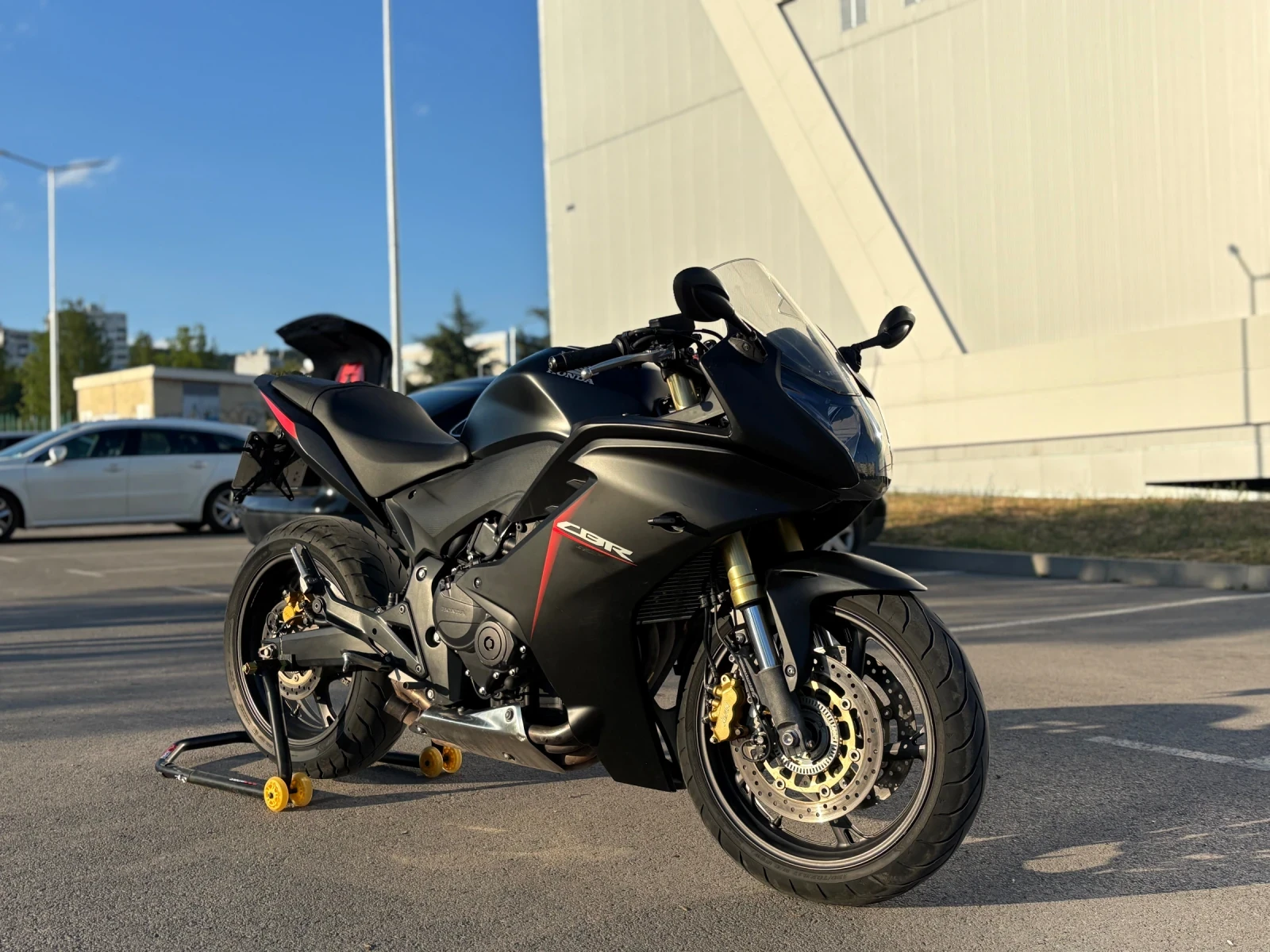 Honda Cbr 600 F ABS - изображение 2