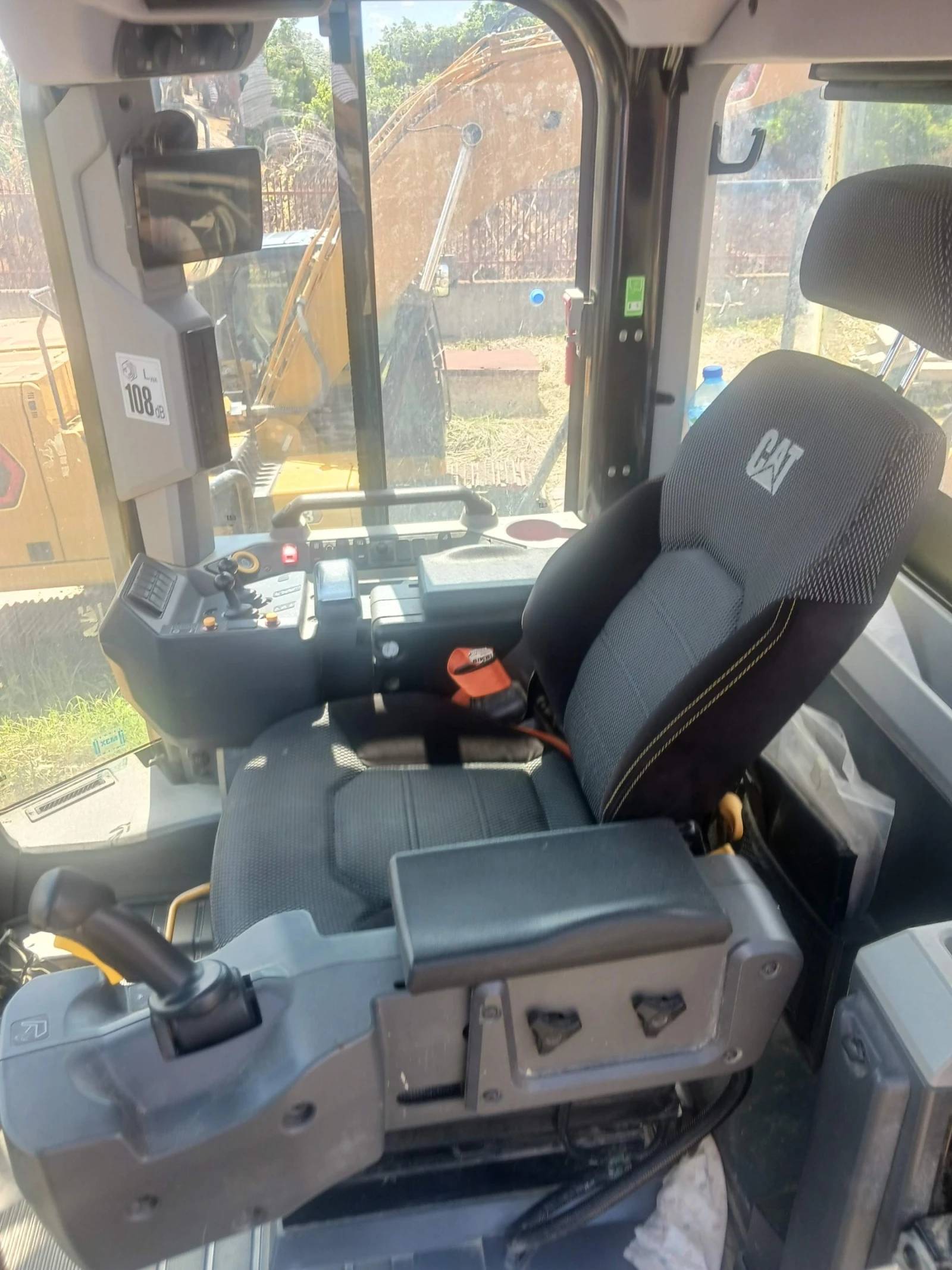 ����� ������� Cat 972 | Mobile.bg � ����������� 7