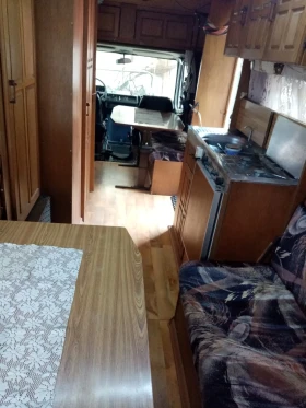 Кемпер Mercedes-Benz 207d, снимка 15