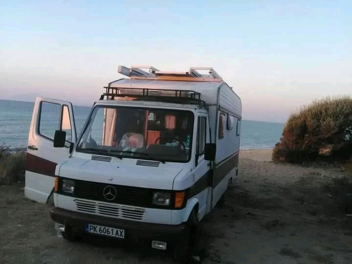 Кемпер Mercedes-Benz 207d, снимка 11 - Каравани и кемпери - 36190125