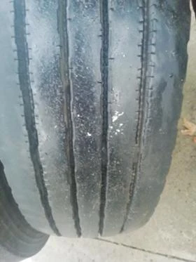 Гуми, снимка 2