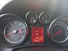 Opel Astra Sports Tourer, снимка 7