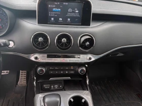Kia Stinger  GT Limited AWD * CARFAX * БЕЗ ПЪРВОНАЧАЛНА , снимка 9