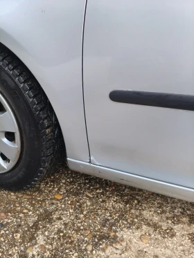 VW Golf  Golf 5 1.9 tdi - 3600 € / 7040.99 лв. - 17206987 4