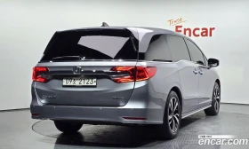 ������ Honda Odyssey