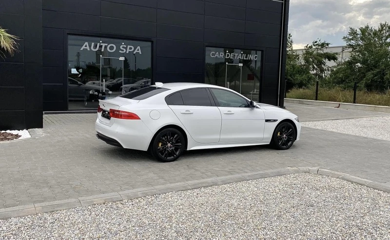 Jaguar XE 2.0d R-Sport 4x4 Подгрев/Камера, снимка 4 - Автомобили и джипове - 37153060