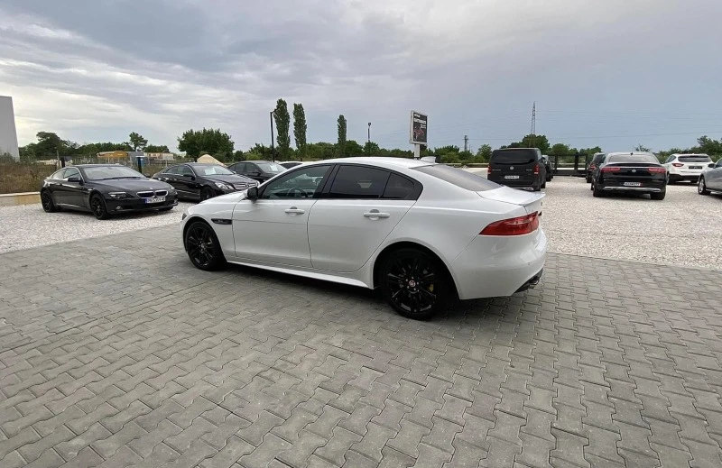 Jaguar XE 2.0d R-Sport 4x4 Подгрев/Камера, снимка 6 - Автомобили и джипове - 37153060