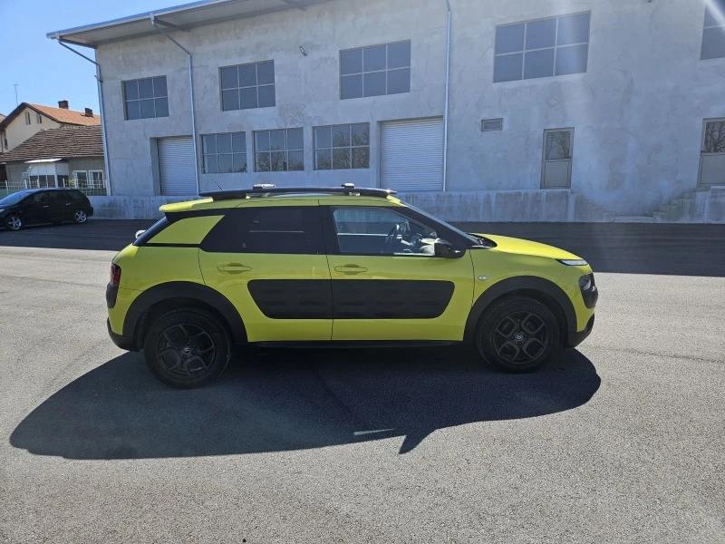 Citroen C4 Cactus 1.2i--AUTOMAT, снимка 4 - Автомобили и джипове - 45444587