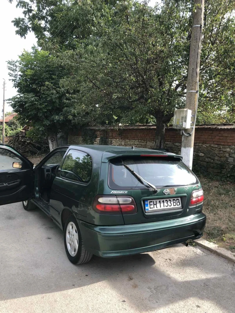 Nissan Almera 1.6, снимка 3 - Автомобили и джипове - 47233455