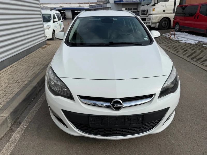 Opel Astra Sports Tourer+ 1, 7CDTI+ 110кс+ Регистрация+ Кожа-, снимка 7 - Автомобили и джипове - 49255508