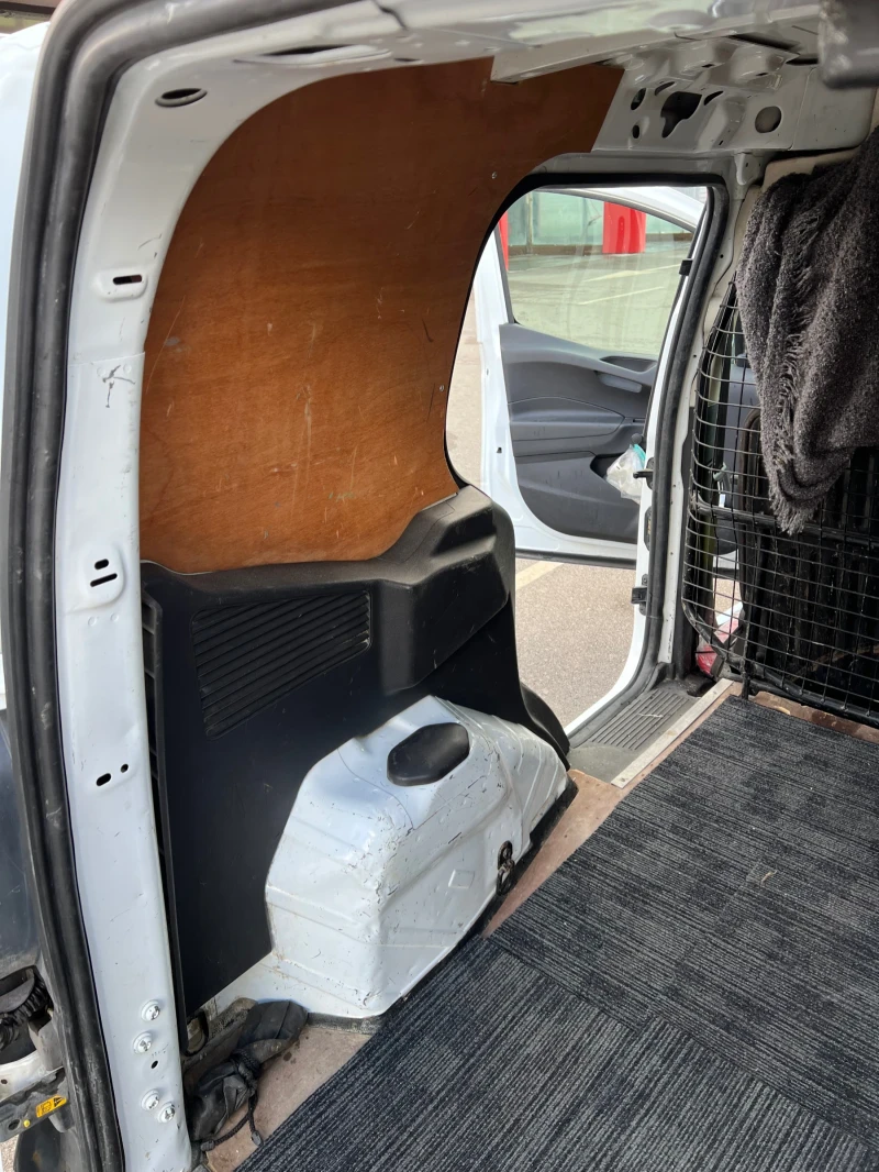 Ford Courier Ford transit courier 1.5DCi, снимка 8 - Автомобили и джипове - 50653437