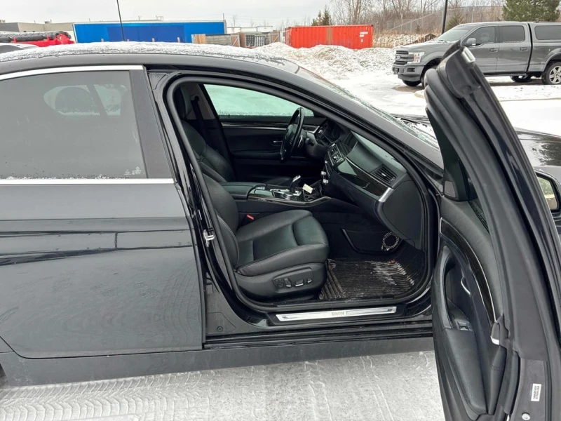 BMW 535 * 535d xDrive * CARFAX * БЕЗ ПЪРВОНАЧАЛНА ВНОСКА, снимка 17 - Автомобили и джипове - 53143064