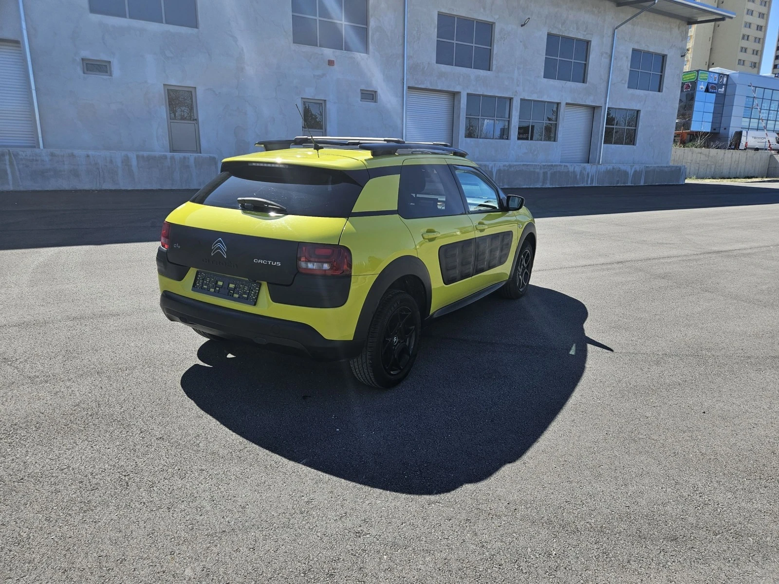 Citroen C4 Cactus 1.2i--AUTOMAT - изображение 5