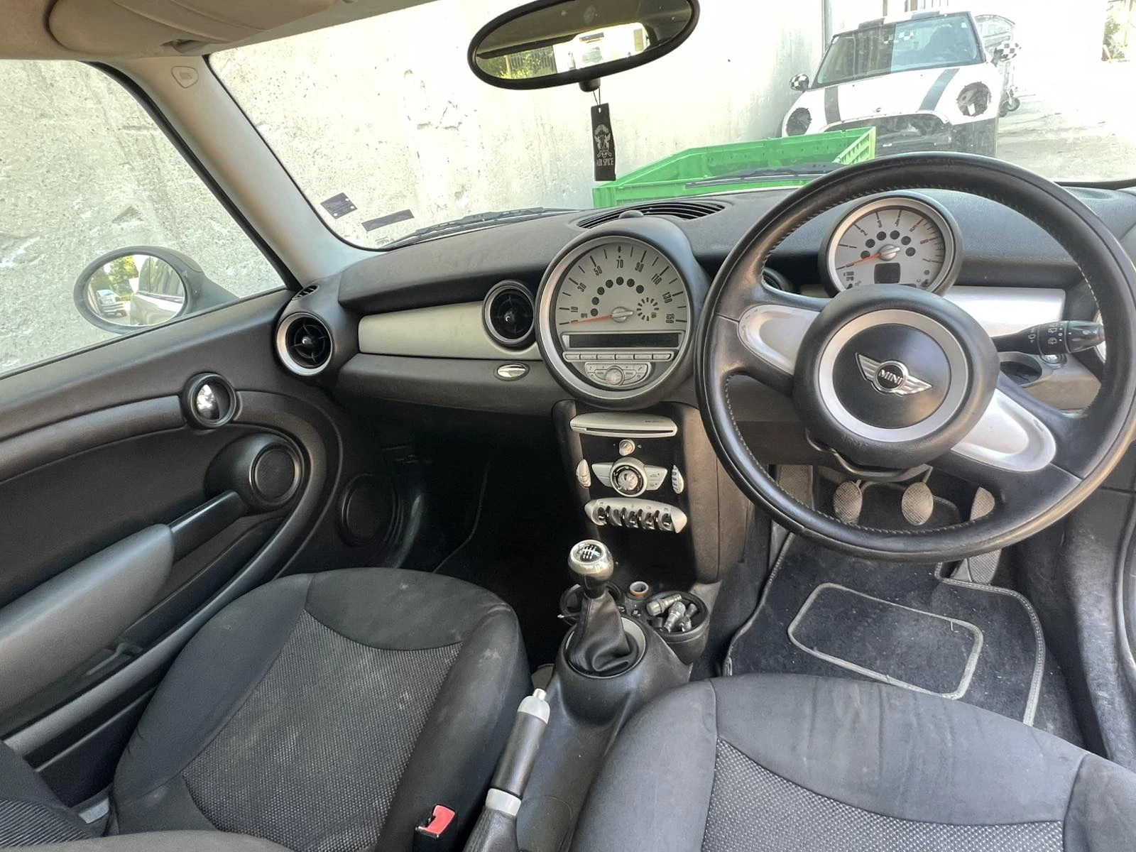 Mini Cooper 1.6d - изображение 7