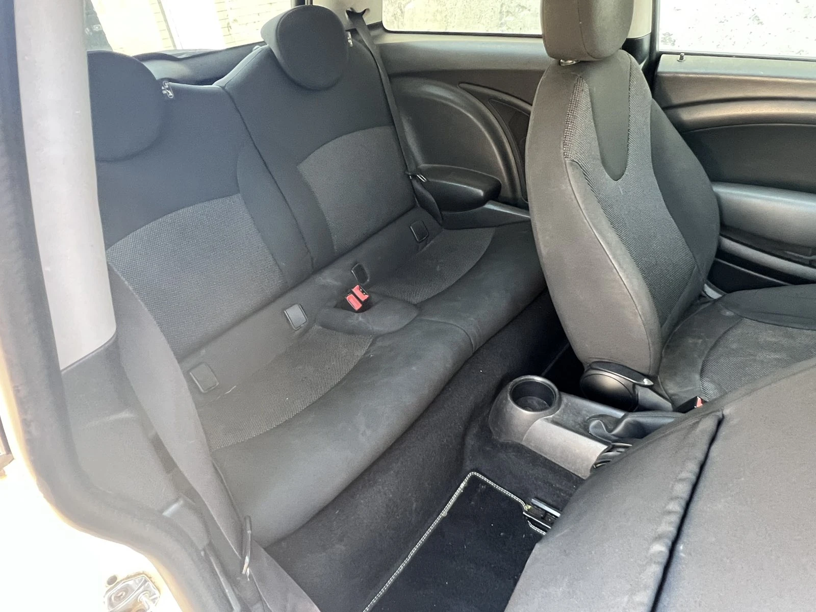 Mini Cooper 1.6d - изображение 6