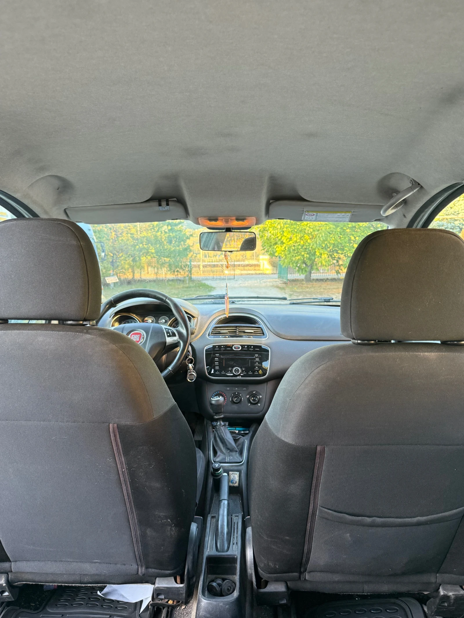 Fiat Punto Punto grande 1.4 evo natural power - изображение 8