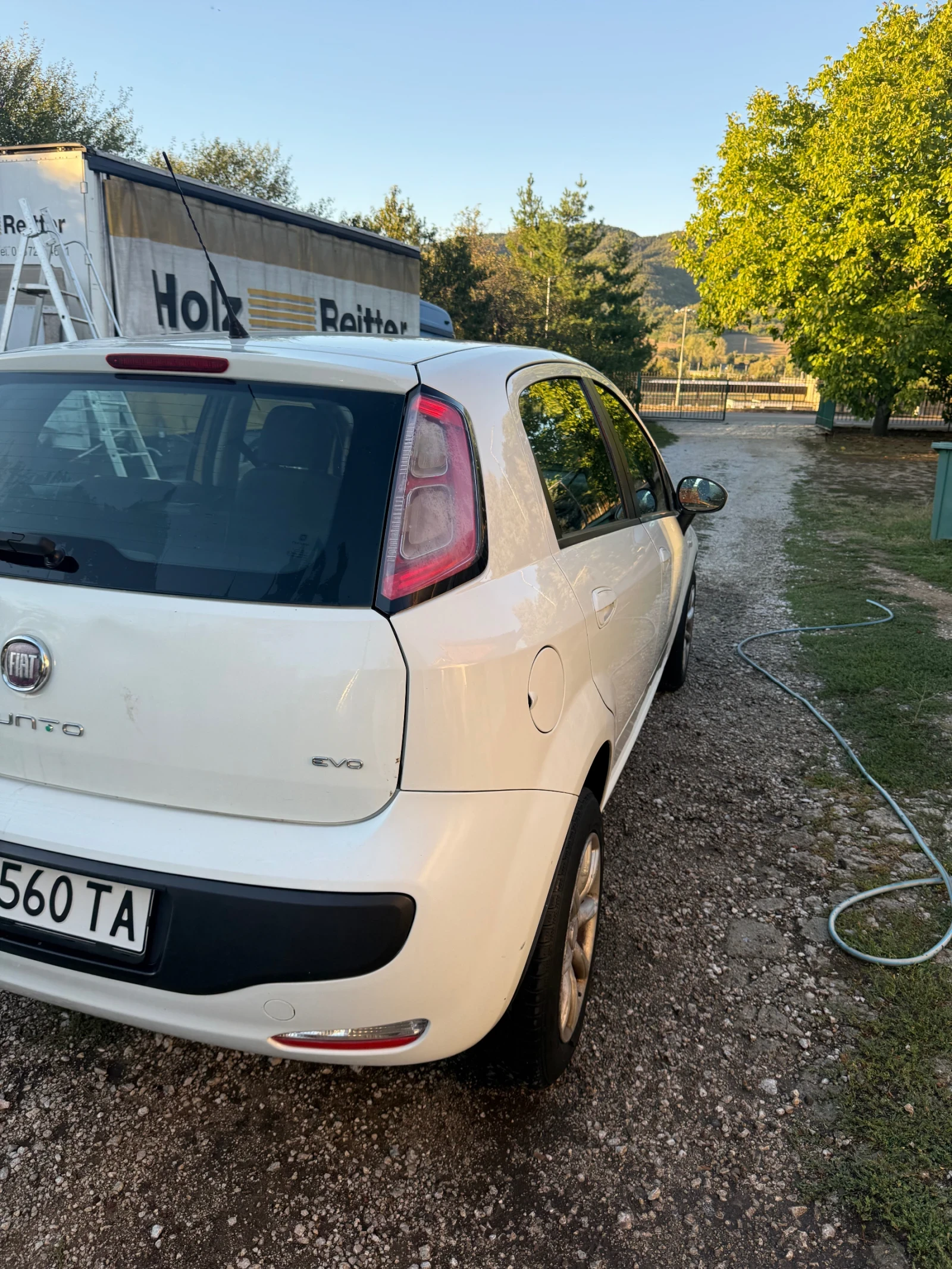 Fiat Punto Punto grande 1.4 evo natural power - изображение 2