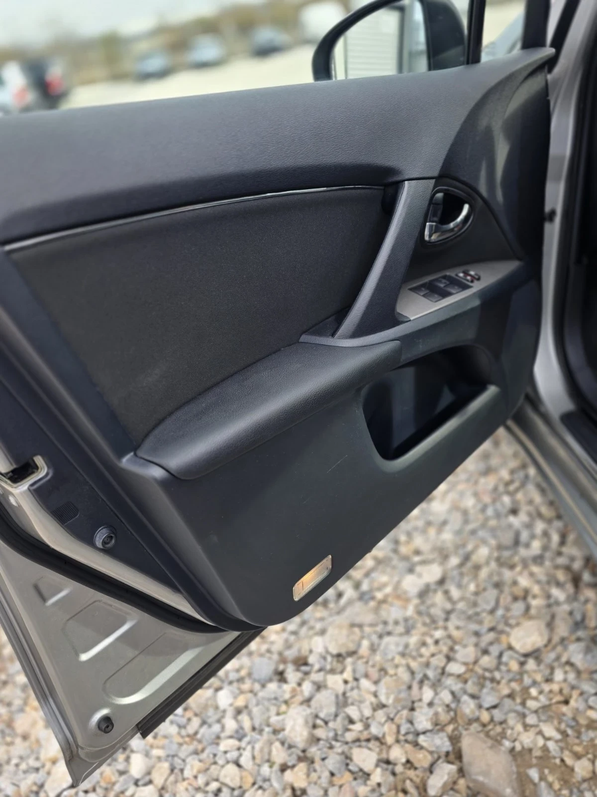 Toyota Avensis 1.8 ������ ��������� | Mobile.bg � ����������� 11