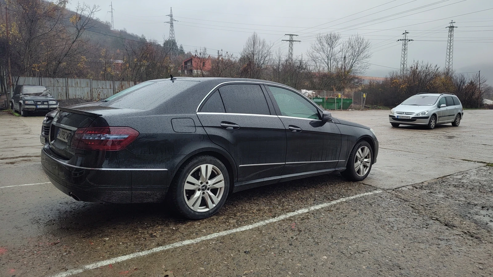 Mercedes-Benz E 350  - изображение 7