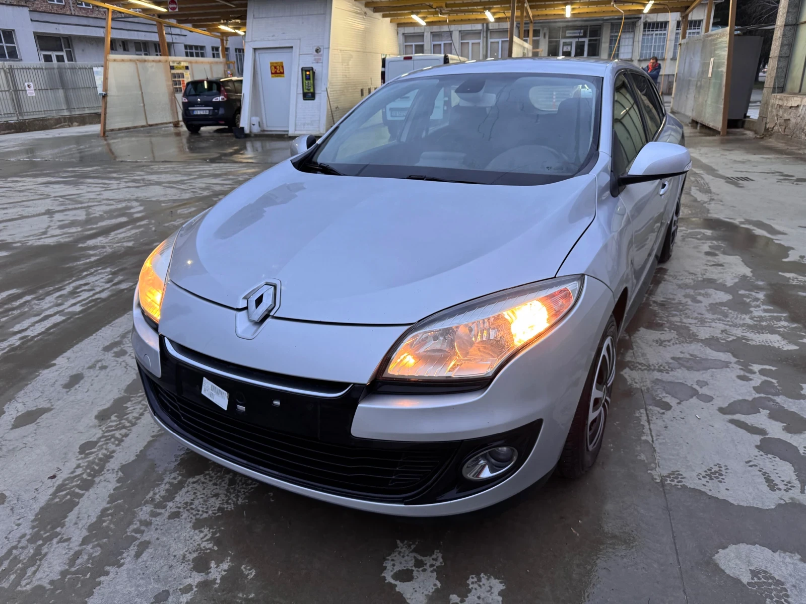 Renault Megane 1.5 dci  /  Navi - изображение 2