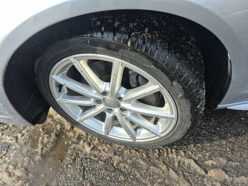 Audi A4 * Progressiv plus * CARFAX * ���� �� �� | Mobile.bg � ����������� 12