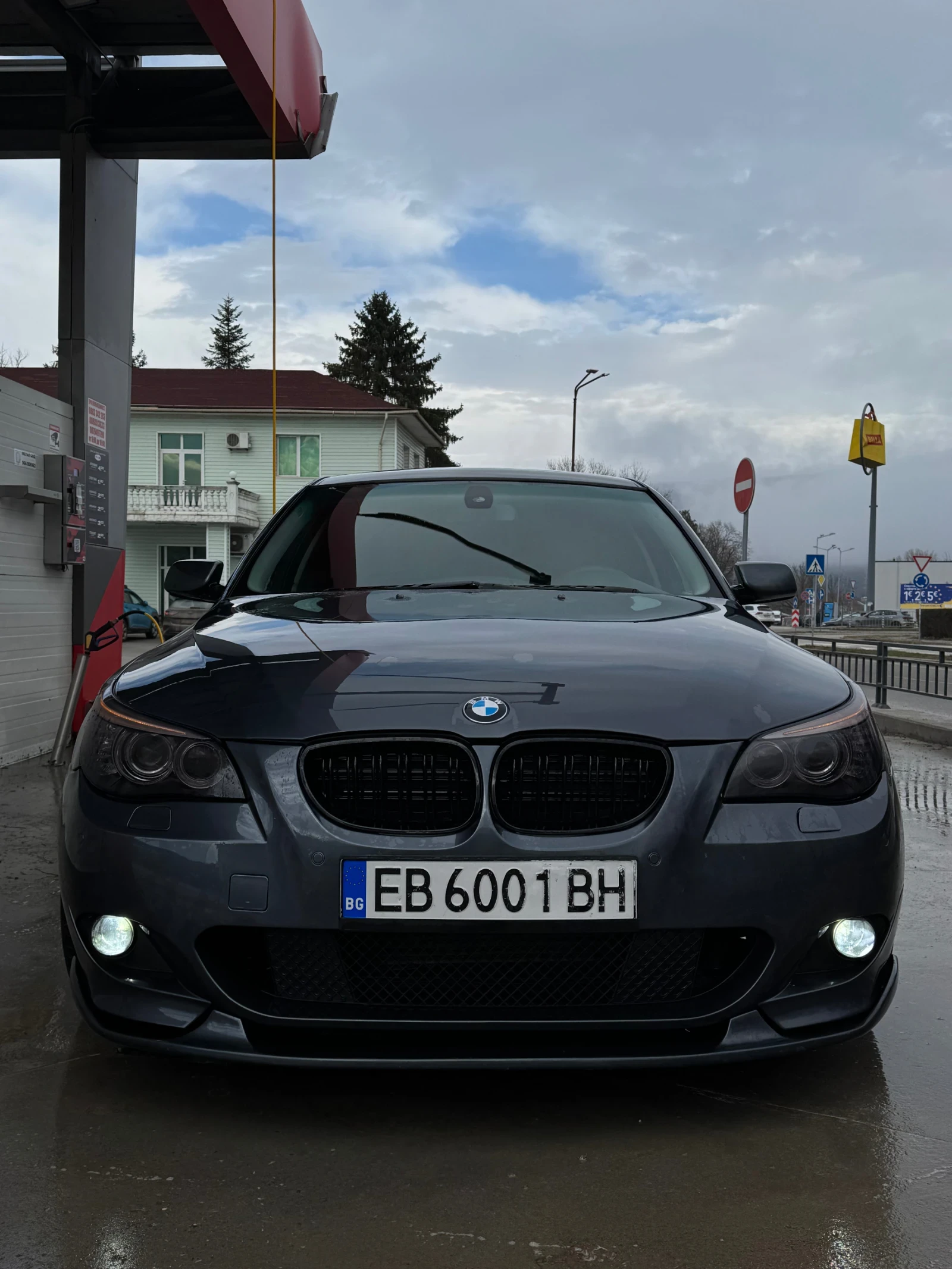 BMW 530