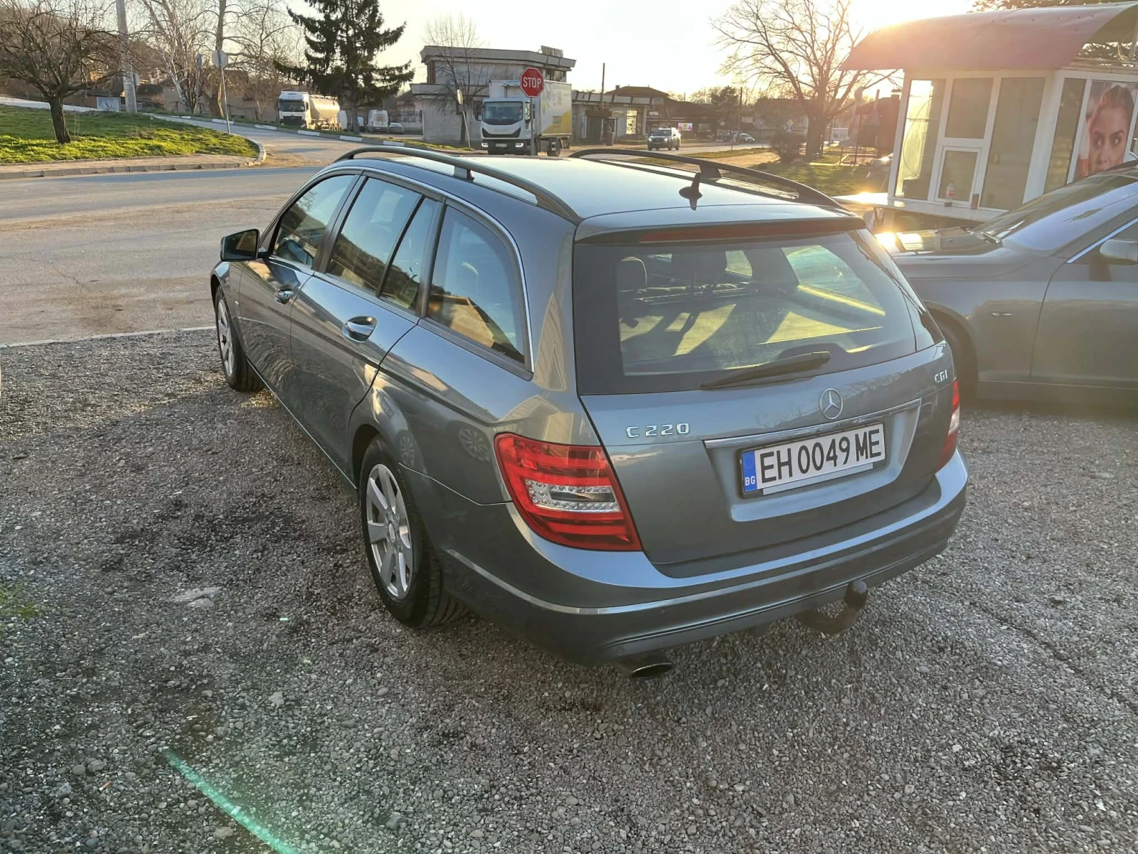 Mercedes-Benz C 220 С регистрация , снимка 5 - Автомобили и джипове - 53960468