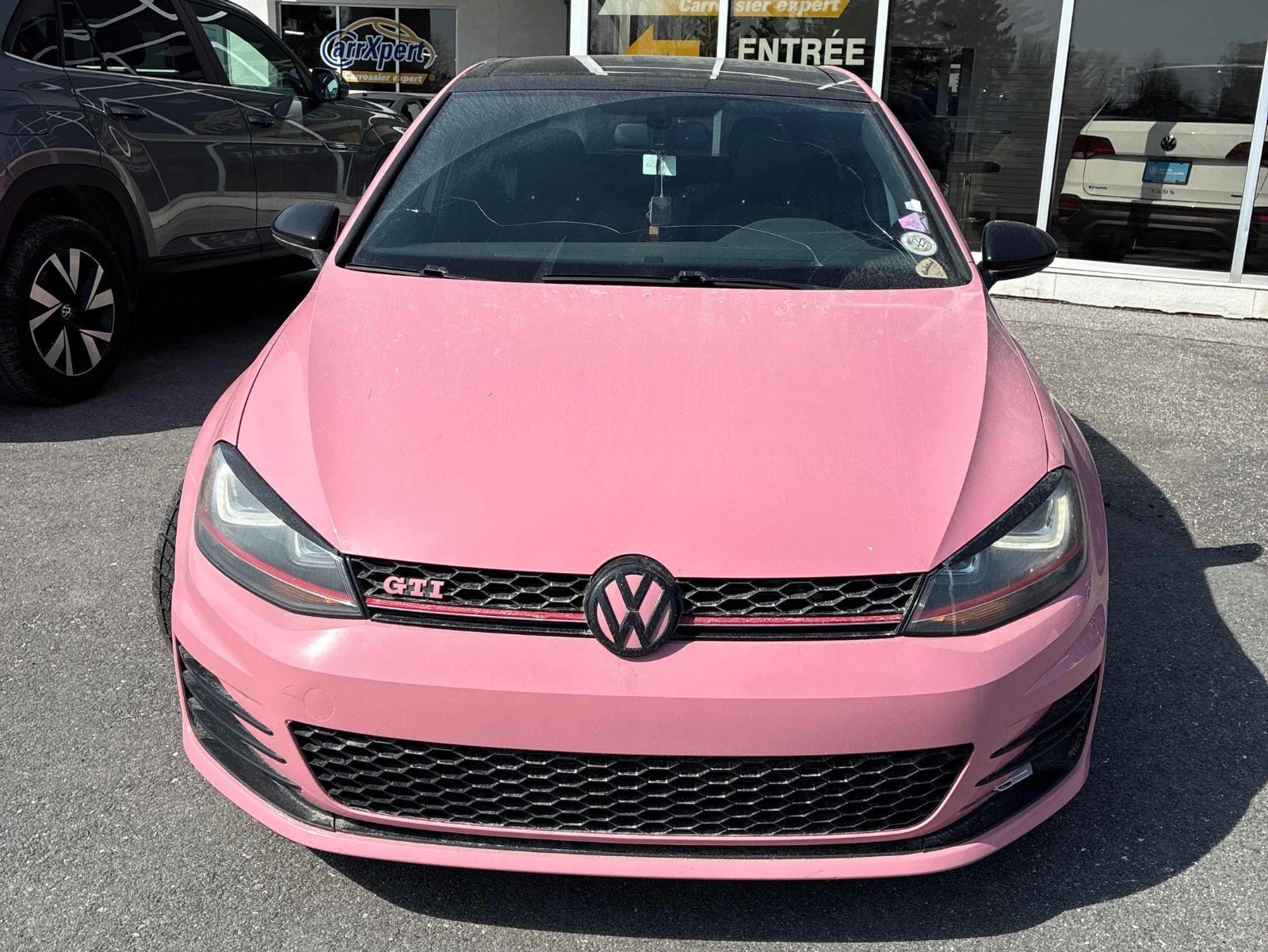 VW Golf GTI С РЕГИСТРАЦИЯ & АВТО КРЕДИТ, снимка 2 - Автомобили и джипове - 54067598