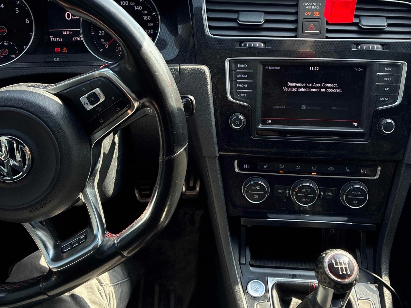 VW Golf GTI С РЕГИСТРАЦИЯ & АВТО КРЕДИТ, снимка 8 - Автомобили и джипове - 54067598