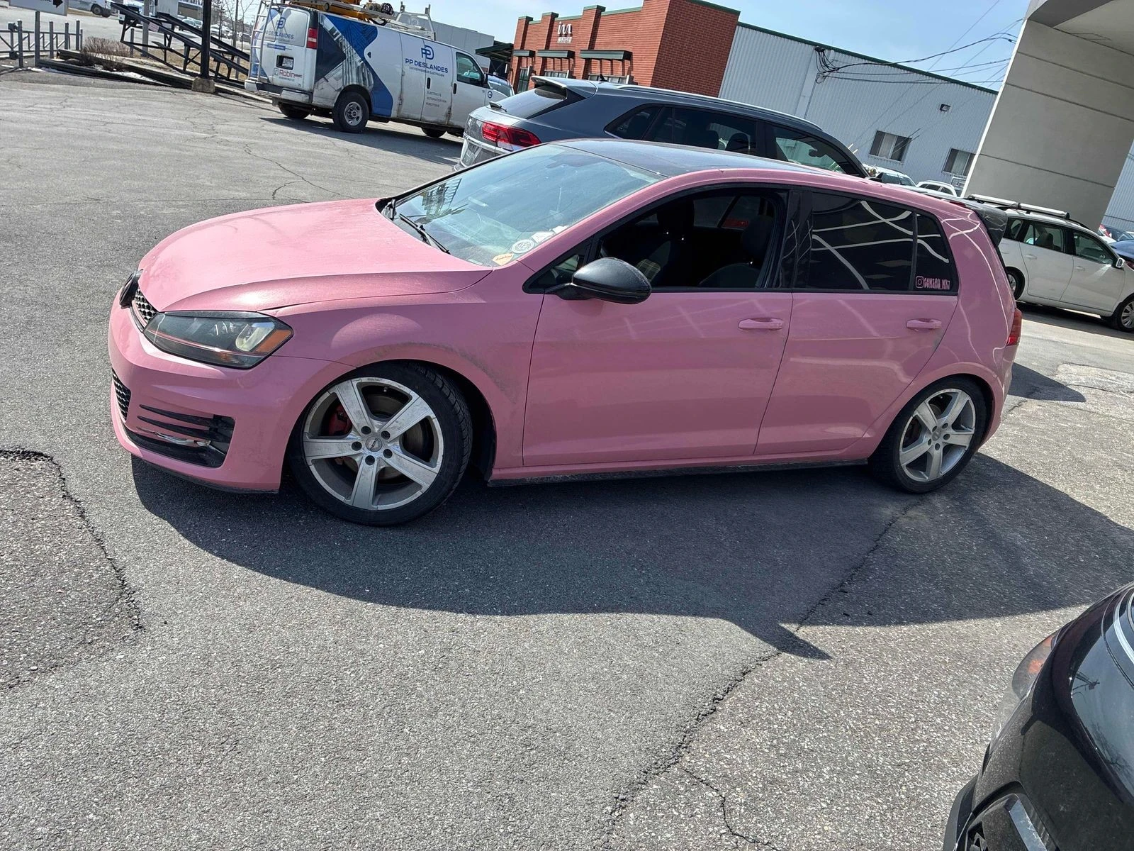 VW Golf GTI С РЕГИСТРАЦИЯ & АВТО КРЕДИТ, снимка 3 - Автомобили и джипове - 54067598