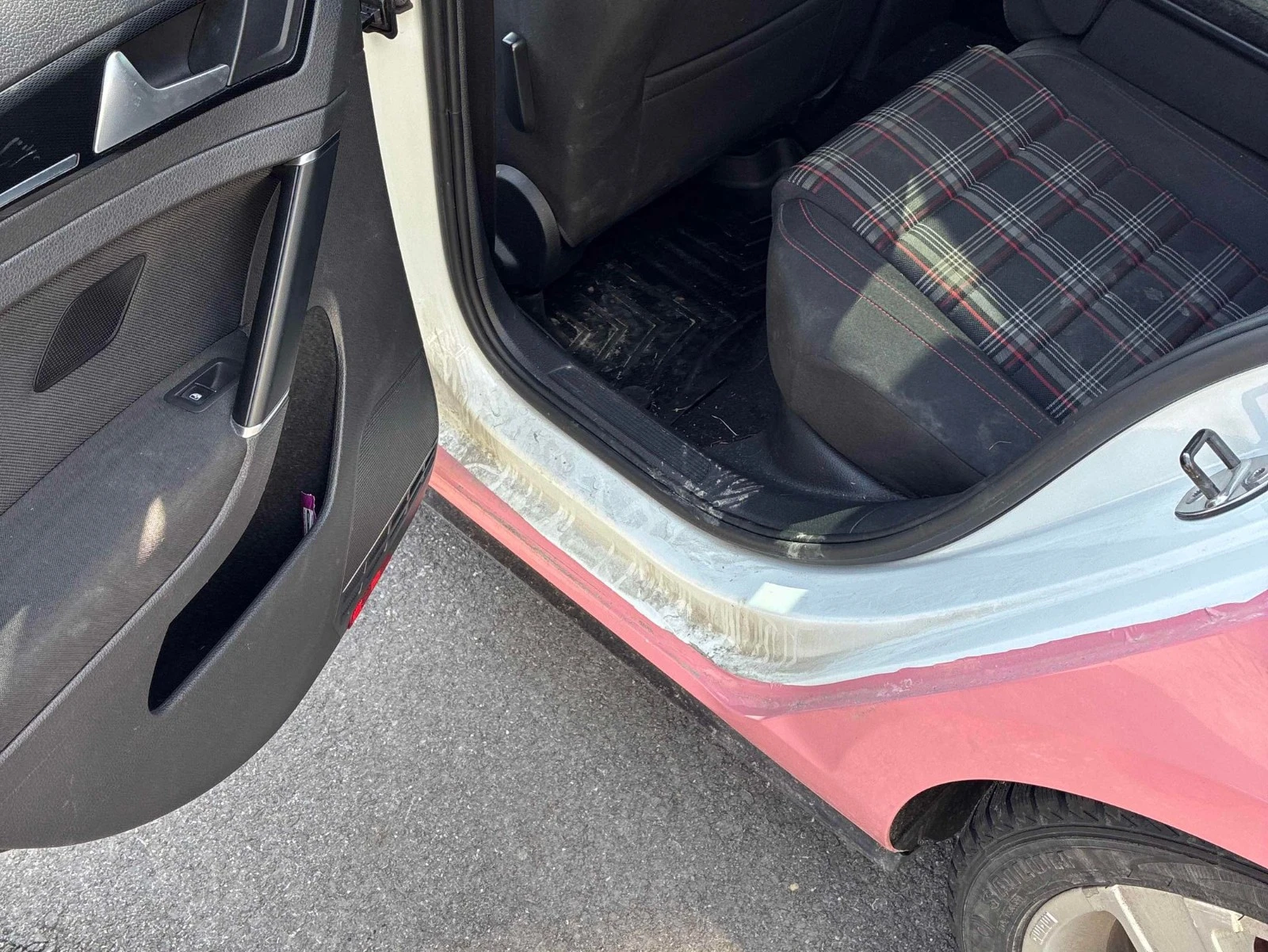 VW Golf GTI С РЕГИСТРАЦИЯ & АВТО КРЕДИТ, снимка 11 - Автомобили и джипове - 54067598