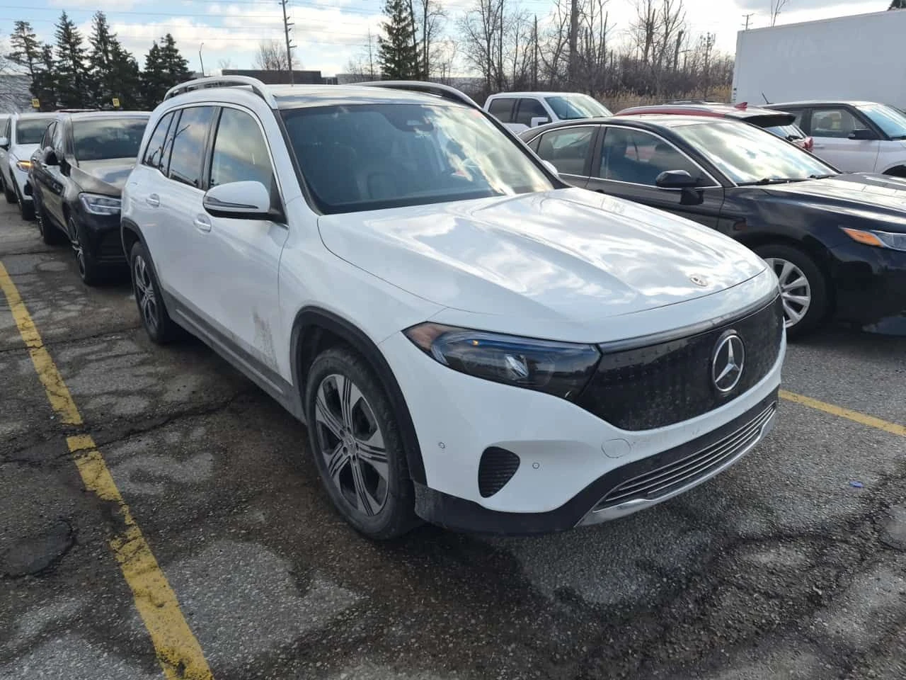 Mercedes-Benz EQB 250+ /CARFAX/2 КЛЮЧА/ПАНОРАМА/ПАМЕТ/+ ГУМИ, снимка 2 - Автомобили и джипове - 54116278