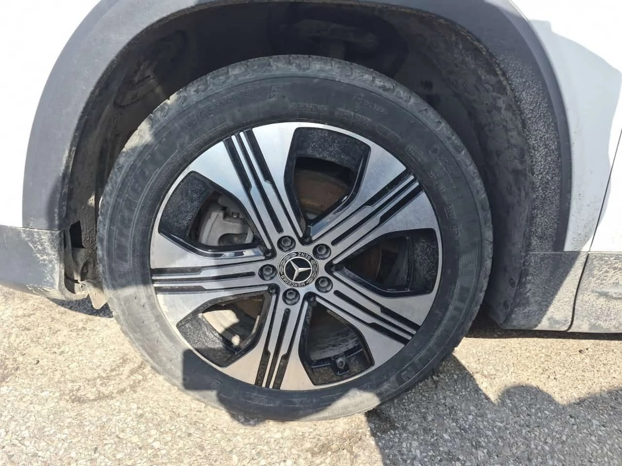 Mercedes-Benz EQB 250+ /CARFAX/2 КЛЮЧА/ПАНОРАМА/ПАМЕТ/+ ГУМИ, снимка 17 - Автомобили и джипове - 54116278