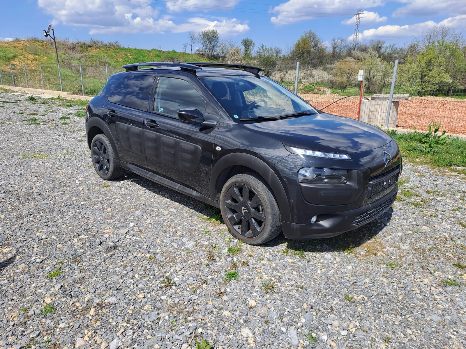 Citroen C4 Cactus 1.2i EURO 6B, снимка 3 - Автомобили и джипове - 54201080