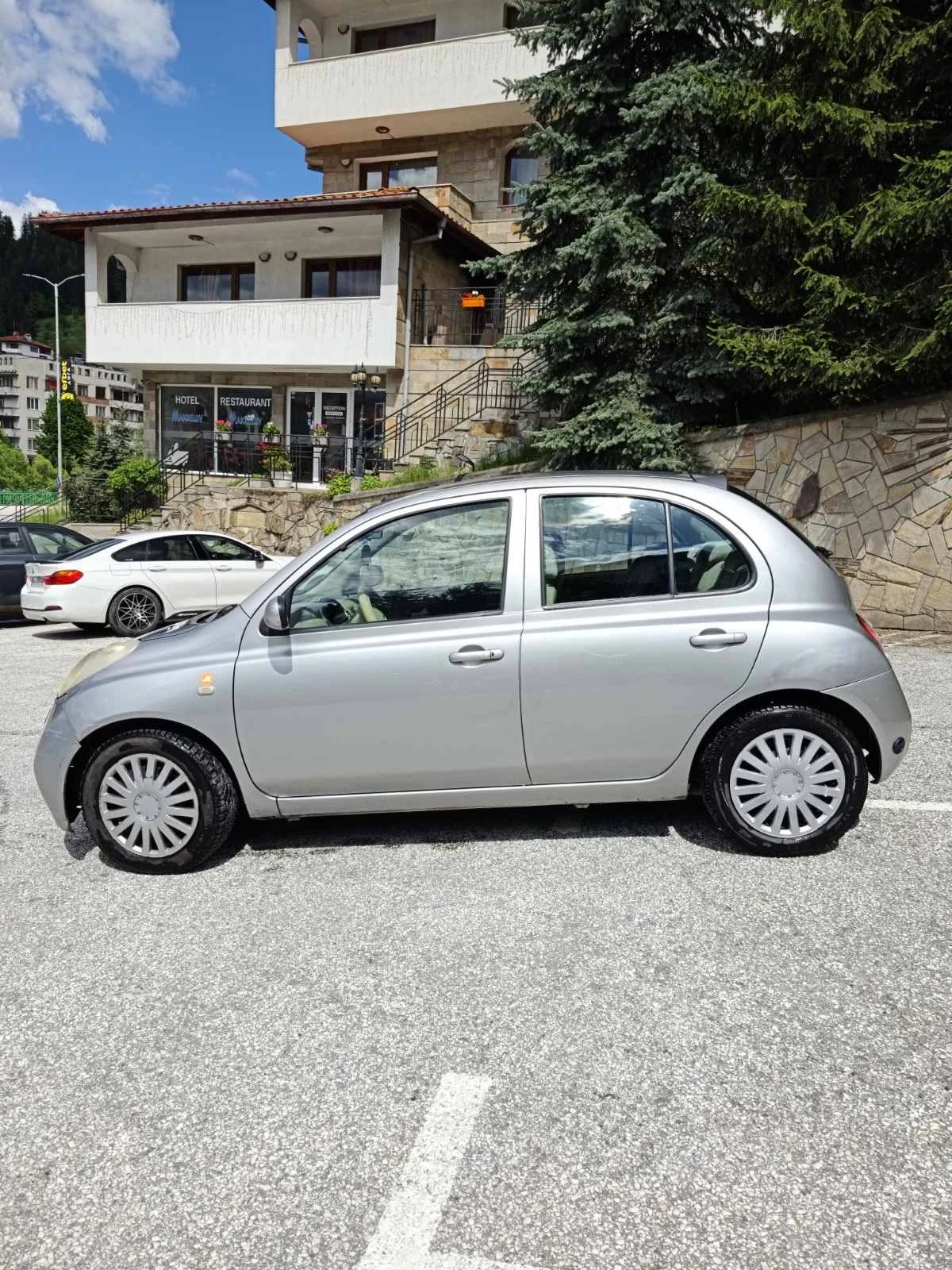 Nissan Micra 1.2 (Газ/Бензин) - НАПЪЛНО ОБСЛУЖЕНА, снимка 3 - Автомобили и джипове - 54674120