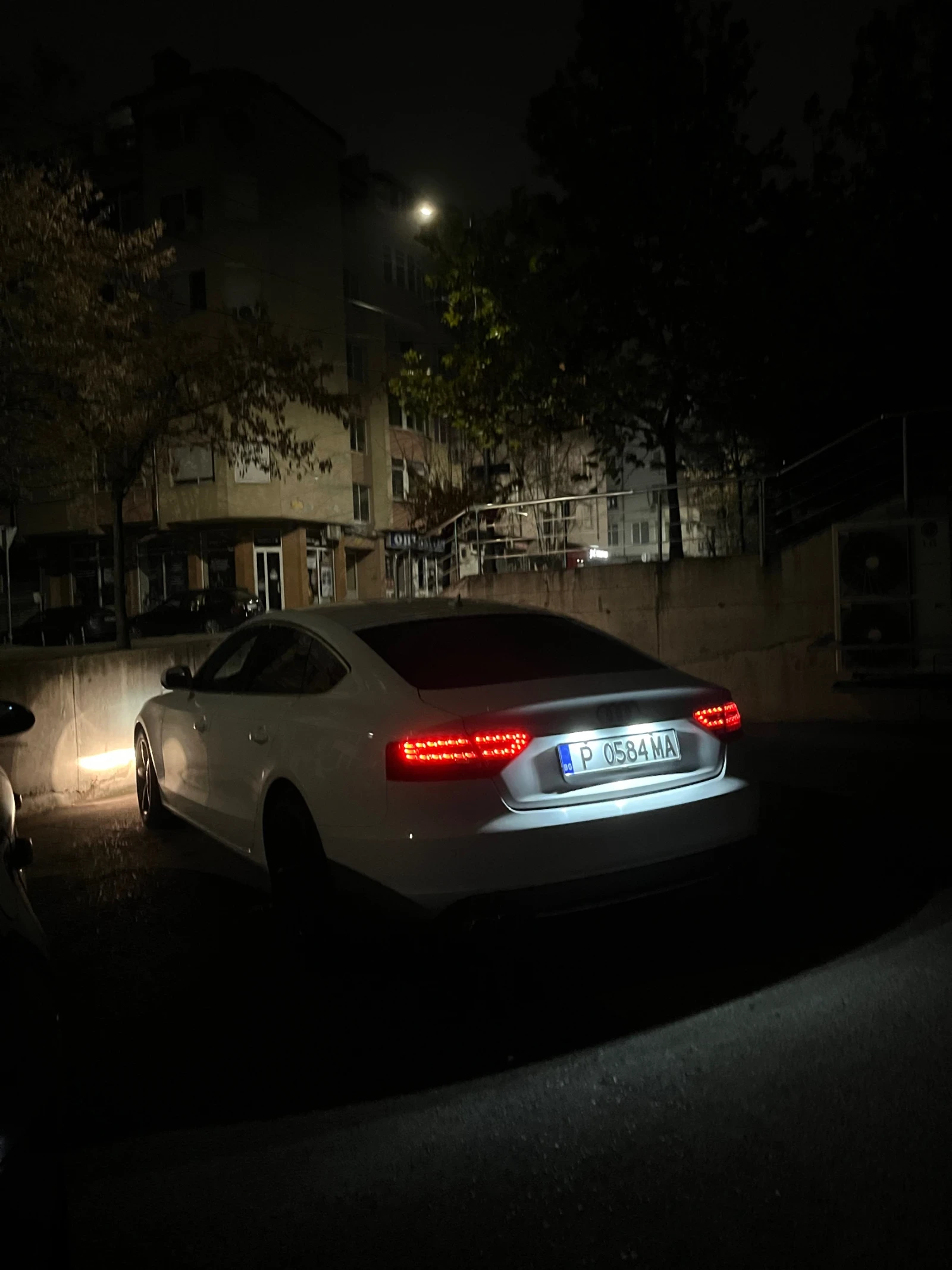 Audi A5, снимка 8 - Автомобили и джипове - 54743711