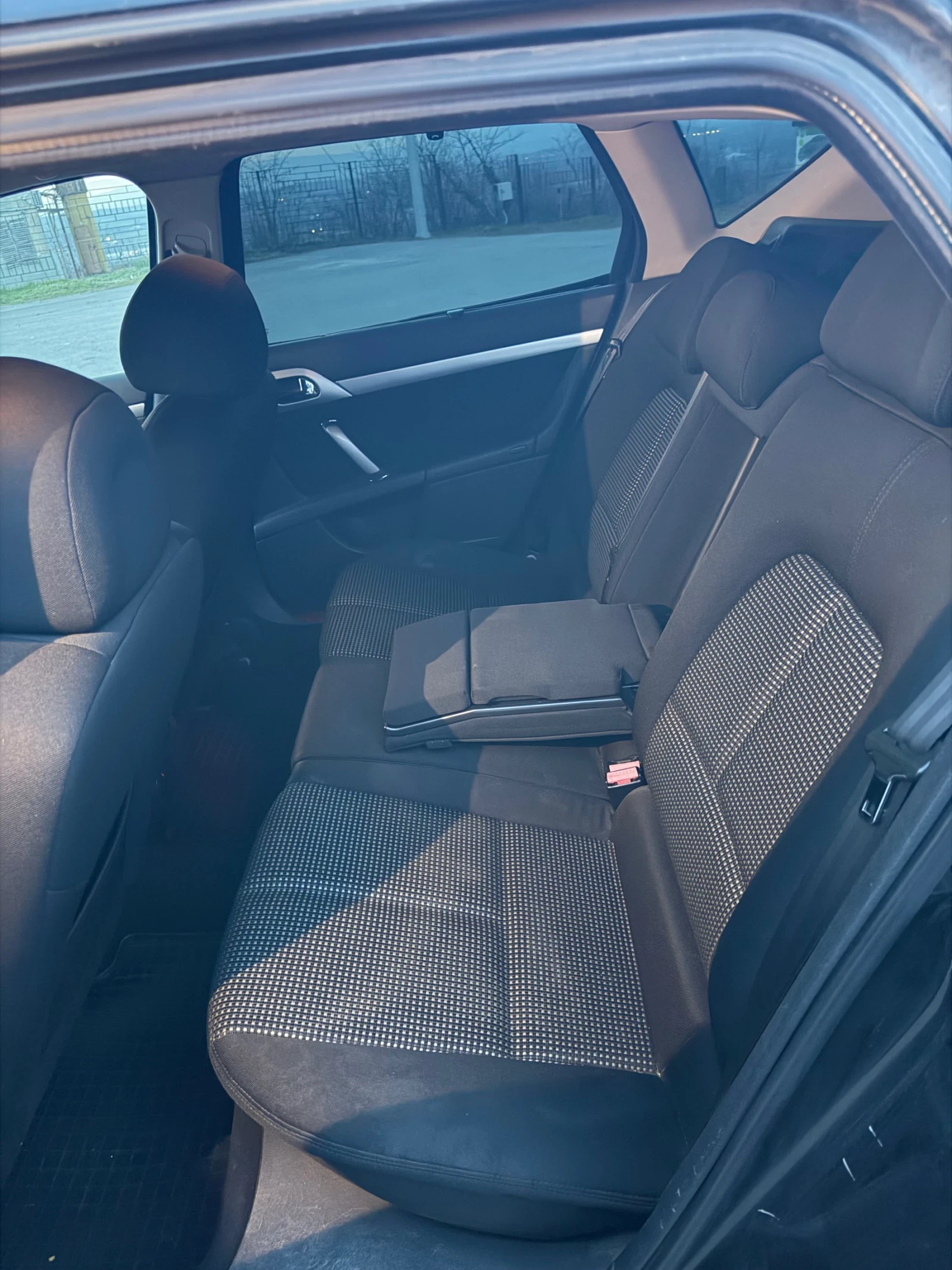 Peugeot 407, снимка 8 - Автомобили и джипове - 54802442